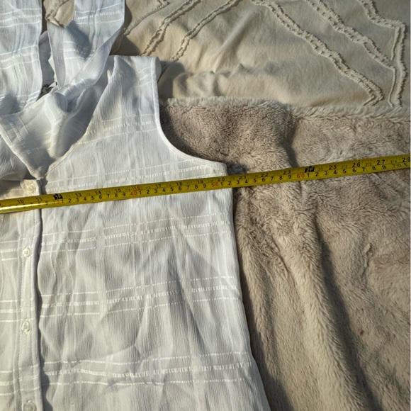 EUC Calvin Klein Tie Blouse L - Picture 8 of 8